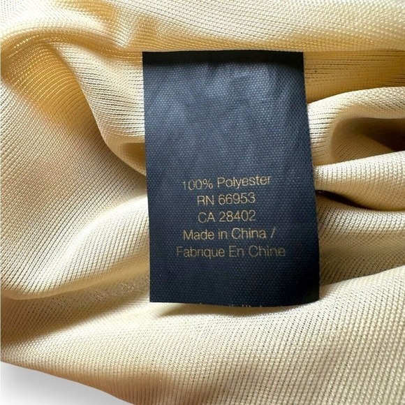 Luxurious‎ Cynthia Steffe Metallic Gold Cap Sleeve Dress | Size Medium - Picture 7 of 9